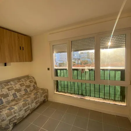 Apartament A 100m De La A4, Rez-de-chaussee *